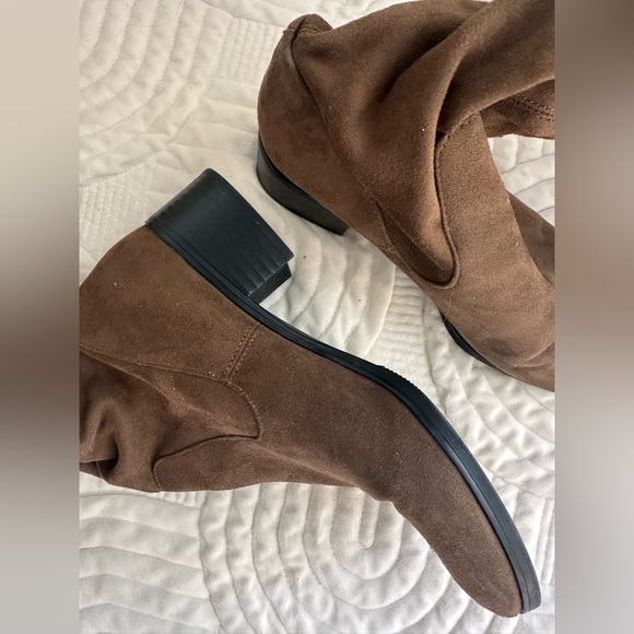 Zara Brown Boots - size 8 - Picture 7 of 9